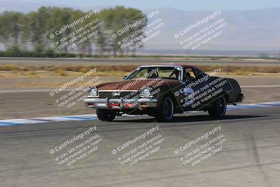 media/Oct-01-2022-24 Hours of Lemons (Sat) [[0fb1f7cfb1]]/10am (Front Straight)/